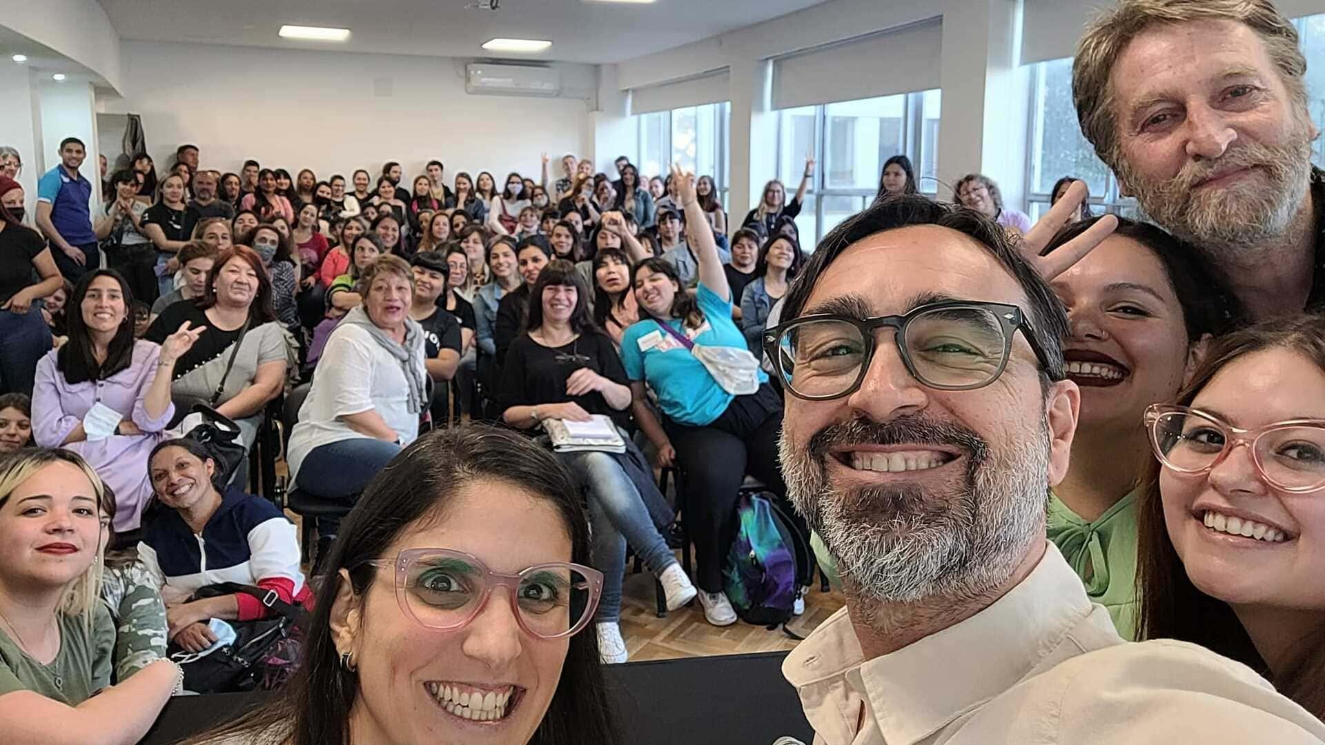 La Presentación Del Voluntariado “Promotorxs Territoriales De Género UNAJ”